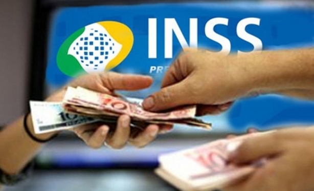 INSS comea a pagar hoje a primeira parcela do 13 dos aposentados