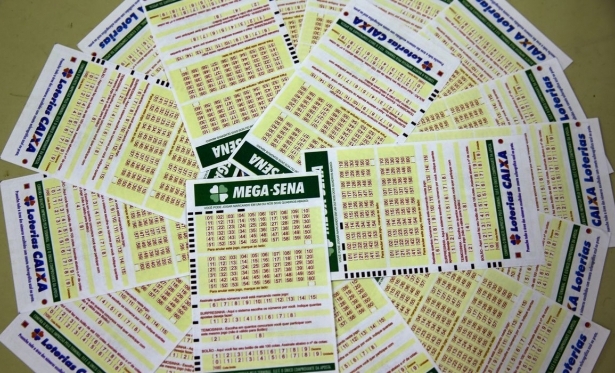 Mega-Sena sorteia nesta quarta-feira prmio acumulado de R$ 65 milhes