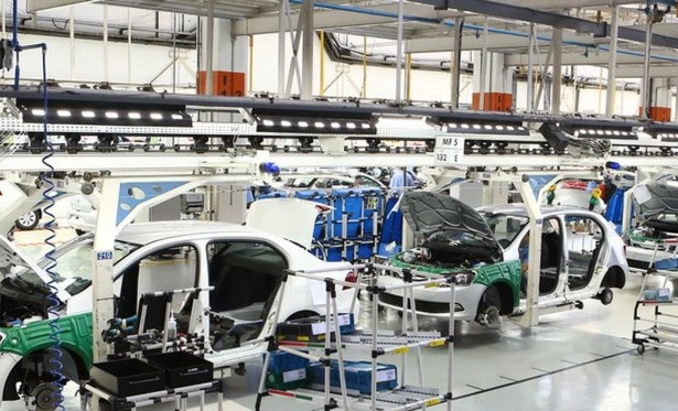 Produção de veículos cai 15,8% em fevereiro