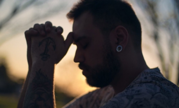 Um católico pode participar de um culto protestante?