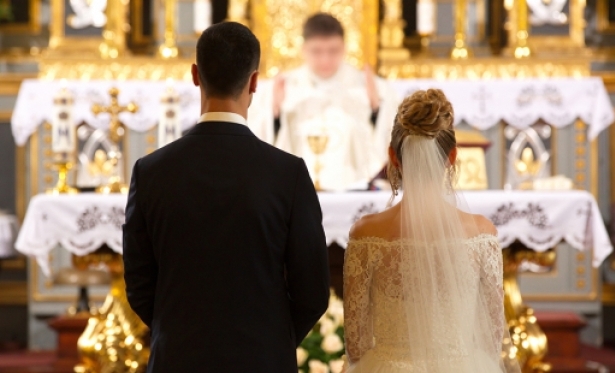 Falta de dinheiro para cerimônia não é desculpa para não casar na Igreja