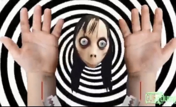 Momo aparece em vídeos infantis e ensina crianças a se suicidarem