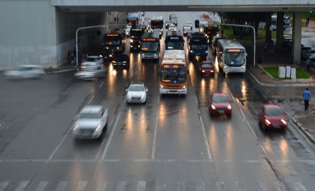 Contran prorroga prazo para renovação da CNH em 14 estados e no DF